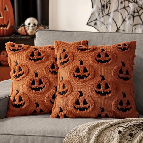 Kissenbezüge mit Geist und Kürbis für Halloween