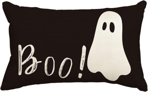 Kissenbezug mit Geist-Motiv – Deko-Idee zu Halloween