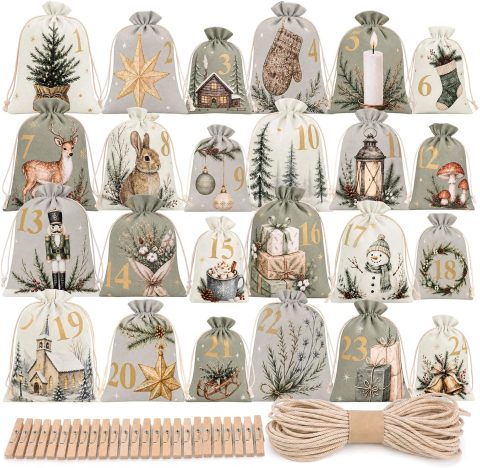 Adventskalender zum Befüllen mit 24 Stoffsäckchen in Grün